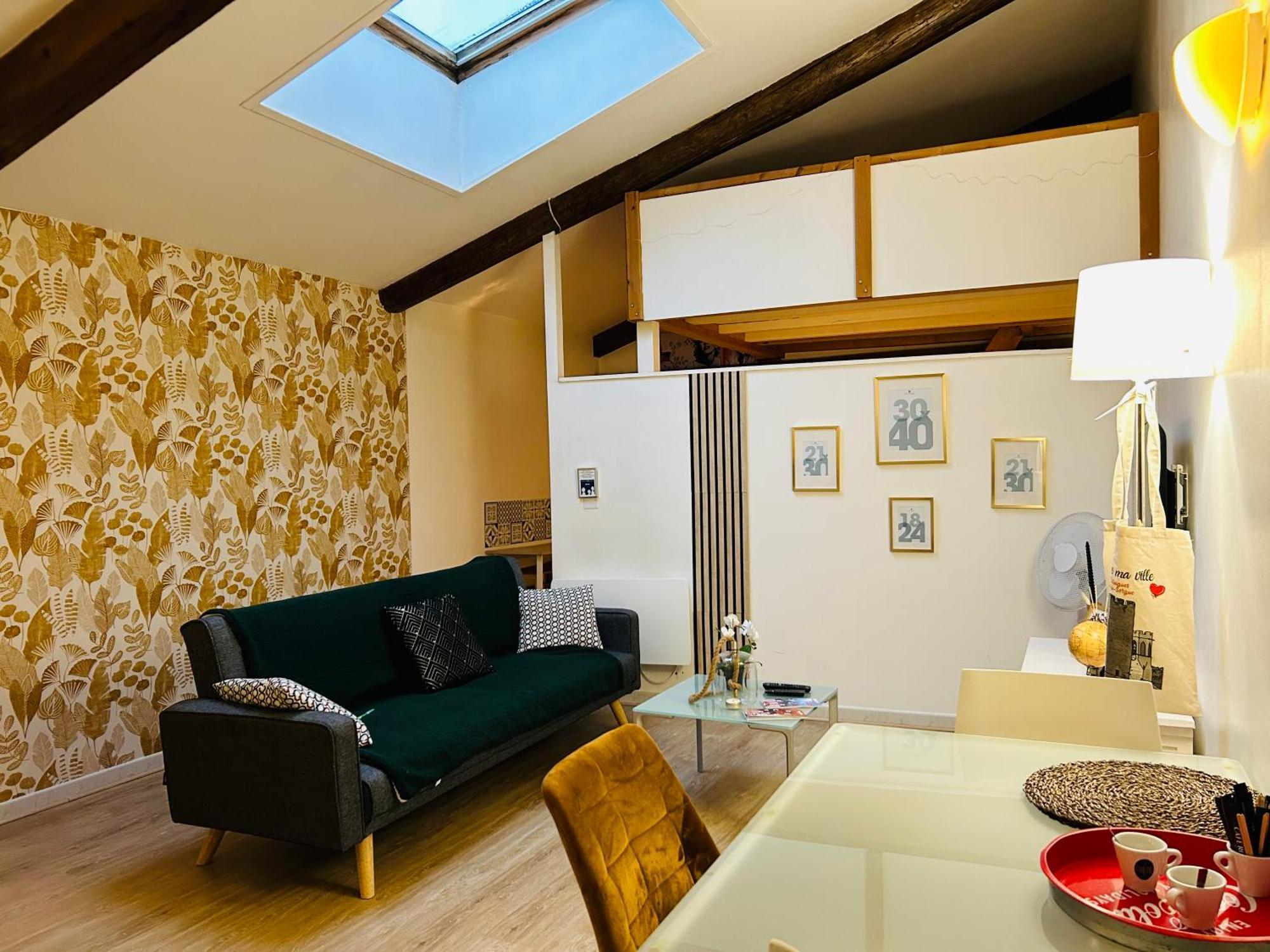 Le Saint-Lazare Appartement Au Calme Intra Muros Avignon Exterior photo